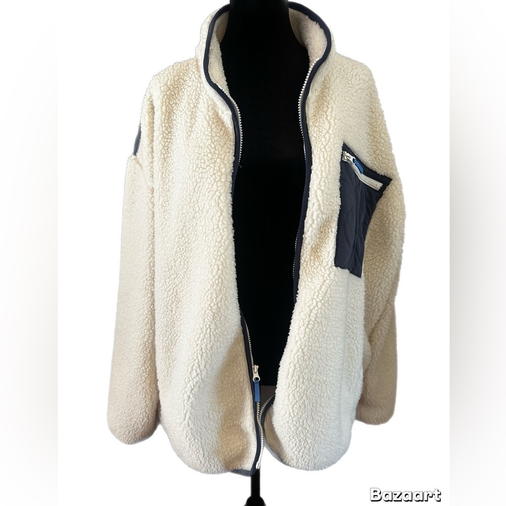 Goodfellow & Co Cream Sherpa Jacket with Navy Blue Pocket unisex XXL - Picture 3 of 12